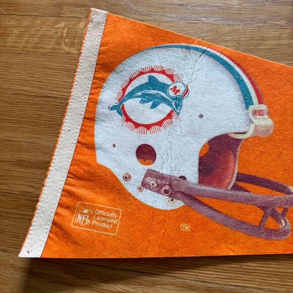 Vintage NFL Miami Dolphins Felt Flag Pennants Set of 2 Superbowl 1985 Orange - Picture 7 of 7